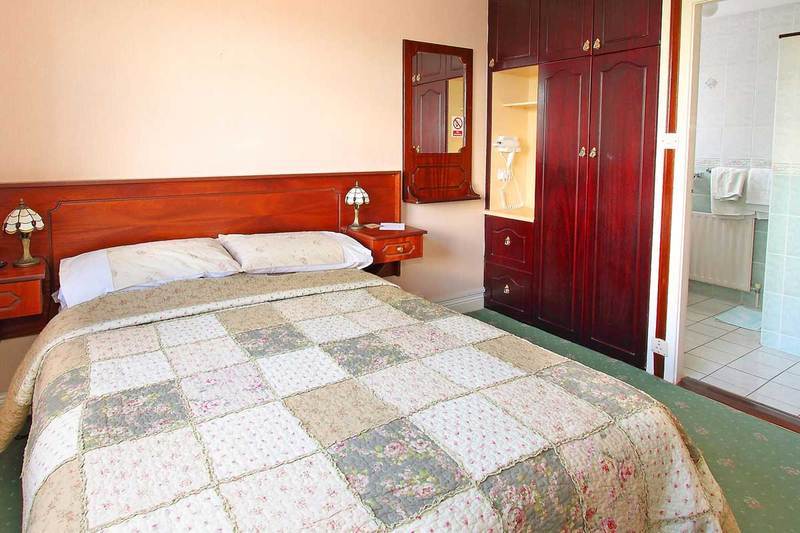 Suncrest Hotel Уотърфорд Екстериор снимка