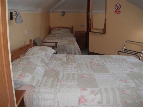Suncrest Hotel Уотърфорд Екстериор снимка